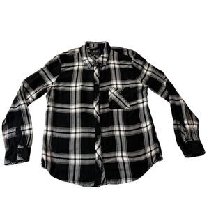 Rails Plaid Flannel Hunter Checkered Button Down Blouse Size Medium *SMALL FLAW*